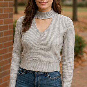 Hooked Up Gray Cropped long sleeve Ribbed Mock Neck Cutout Sweater – Size Small